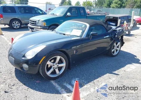 2007 Pontiac Solstice z USA, uszkodzony, nr VIN 1G2MB35B57Y138155